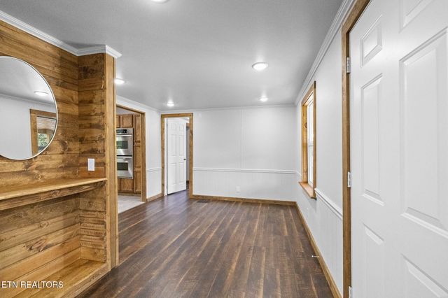 77 Hankins Lane, Pikeville, TN 37367