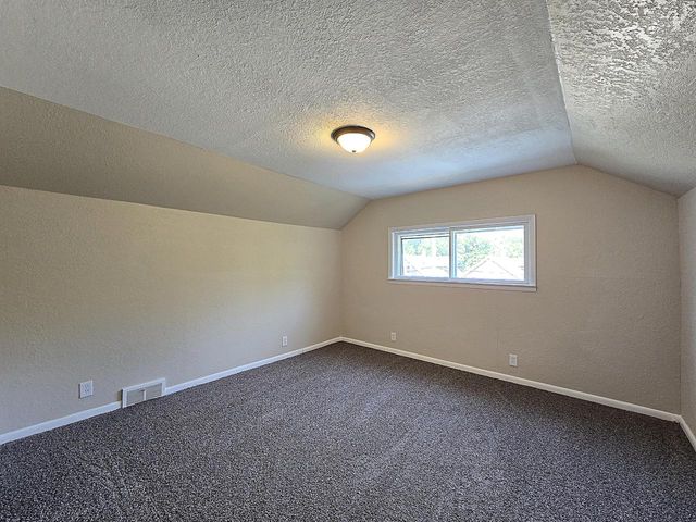 2808 N 37th STREET, Milwaukee, WI 53210