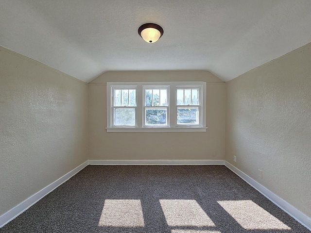 2808 N 37th STREET, Milwaukee, WI 53210