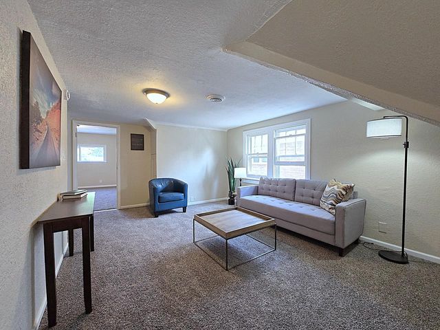 2808 N 37th STREET, Milwaukee, WI 53210