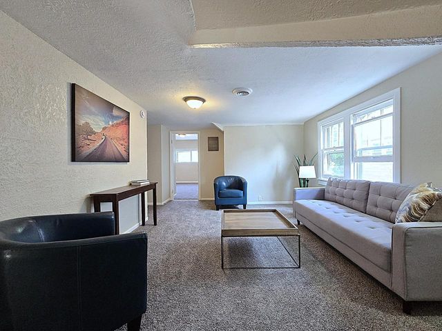 2808 N 37th STREET, Milwaukee, WI 53210
