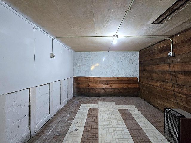 2808 N 37th STREET, Milwaukee, WI 53210