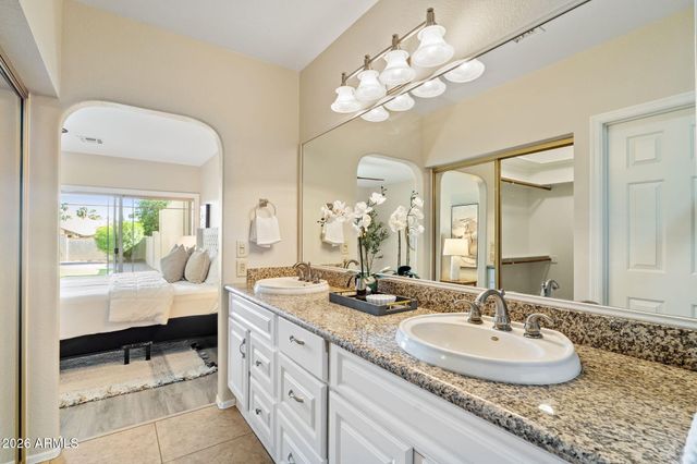 8841 E MEADOW HILL Drive, Scottsdale, AZ 85260