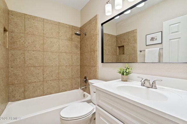 8841 E MEADOW HILL Drive, Scottsdale, AZ 85260