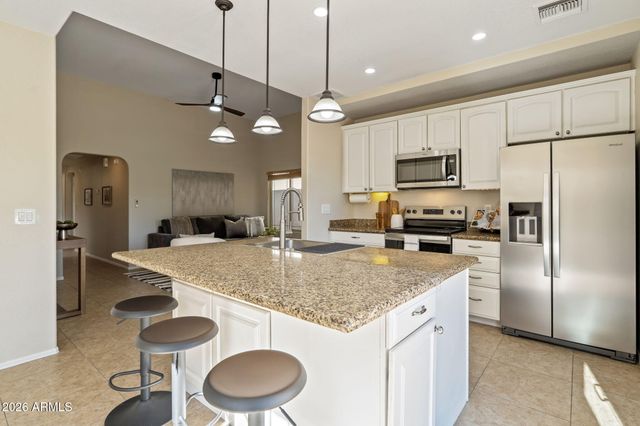 8841 E MEADOW HILL Drive, Scottsdale, AZ 85260