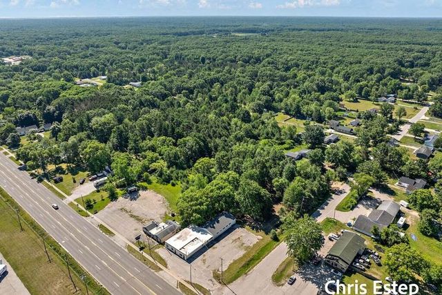 4319 E Apple Avenue, Egelston Twp, MI 49442
