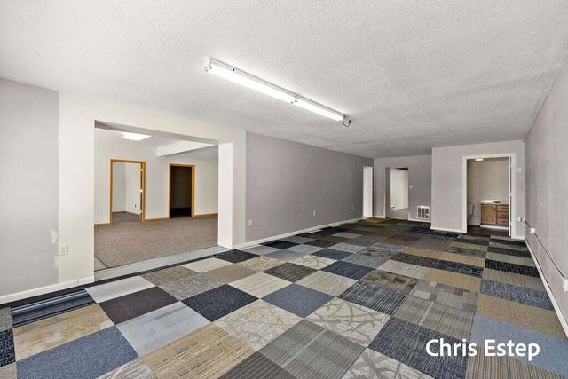 4319 E Apple Avenue, Egelston Twp, MI 49442