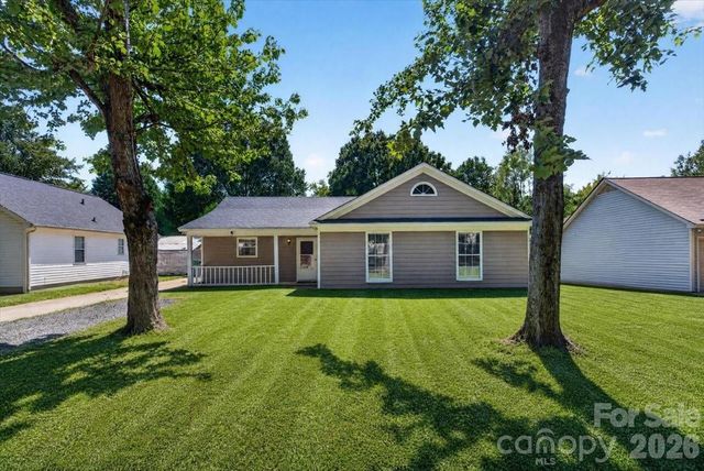 8006 Sheringham Way, Charlotte, NC 28227