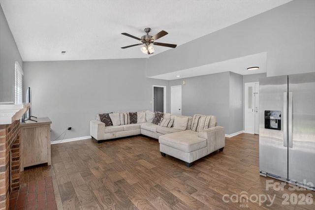 8006 Sheringham Way, Charlotte, NC 28227