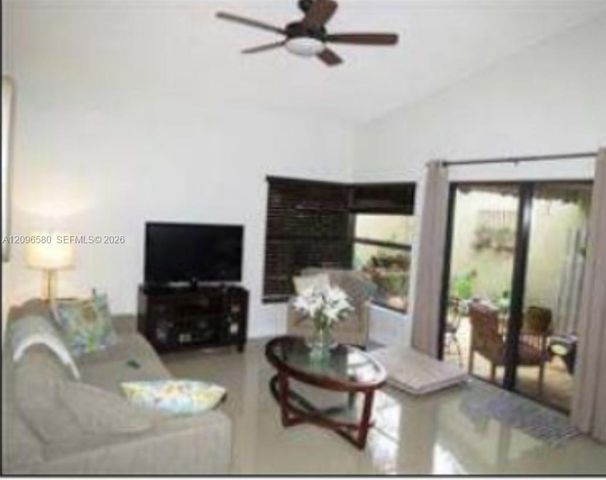 6472 SW 152nd Cir Place 14-72, Miami, FL 33193