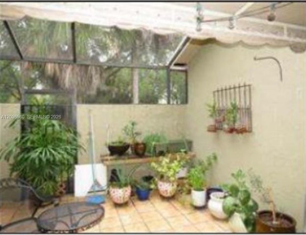6472 SW 152nd Cir Place 14-72, Miami, FL 33193