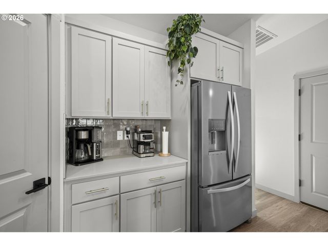 1419 W 16TH Cir, La Center, WA 98629
