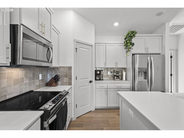 1419 W 16TH Cir, La Center, WA 98629