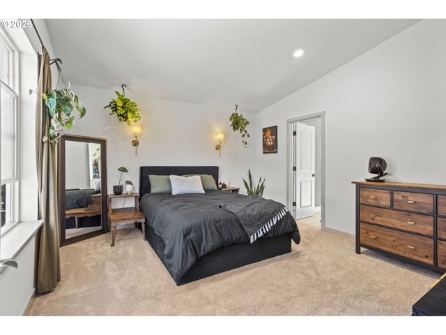 1419 W 16TH Cir, La Center, WA 98629