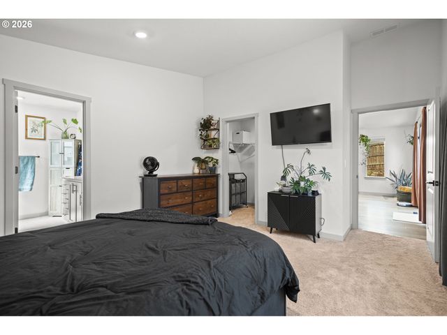 1419 W 16TH Cir, La Center, WA 98629