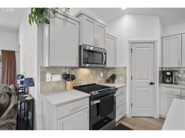 1419 W 16TH Cir, La Center, WA 98629