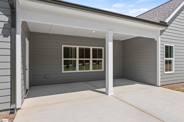 111 Nannies Circle, Williamston, SC 29697