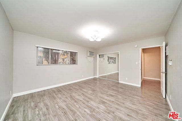 6520 Shirley Avenue 14, Reseda (los Angeles), CA 91335