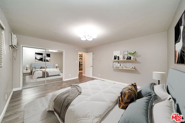 6520 Shirley Avenue 14, Reseda (los Angeles), CA 91335