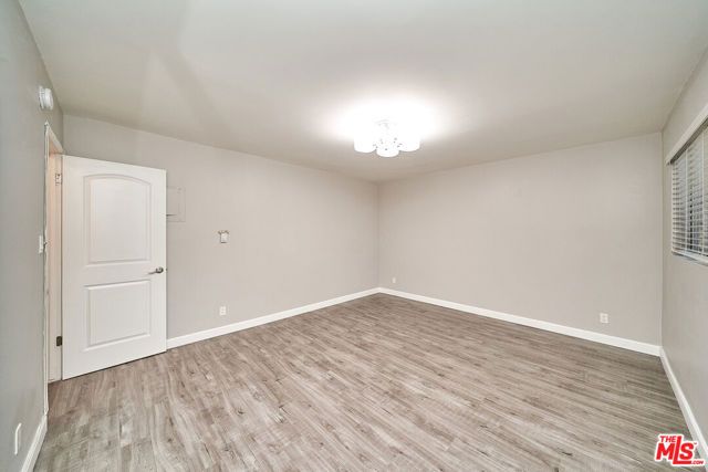 6520 Shirley Avenue 14, Reseda (los Angeles), CA 91335