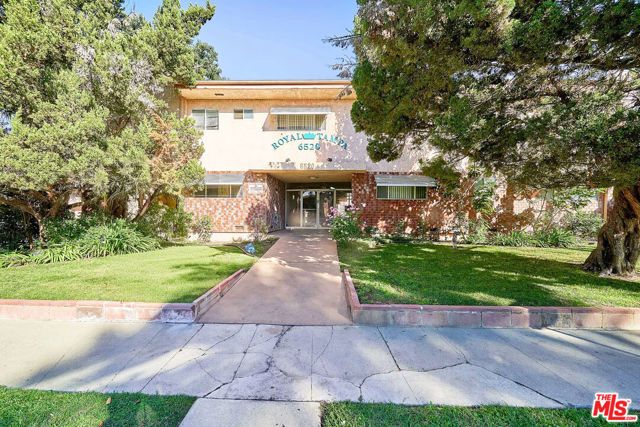 6520 Shirley Avenue 14, Reseda (los Angeles), CA 91335