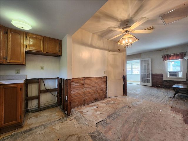 12 LAFAYETTE STREET, Bradenton, FL 34208