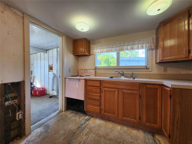 12 LAFAYETTE STREET, Bradenton, FL 34208