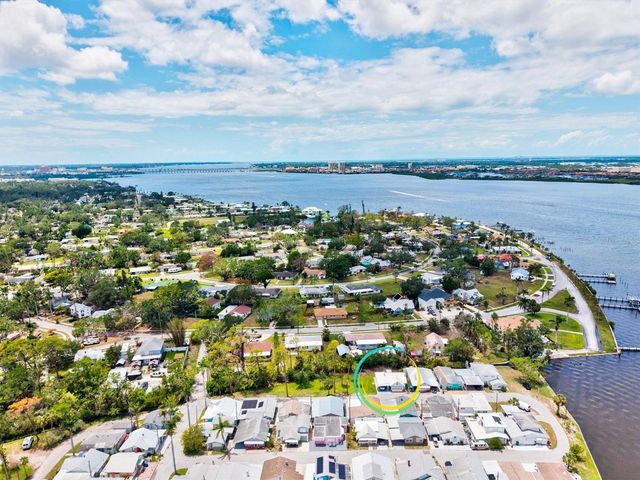 12 LAFAYETTE STREET, Bradenton, FL 34208