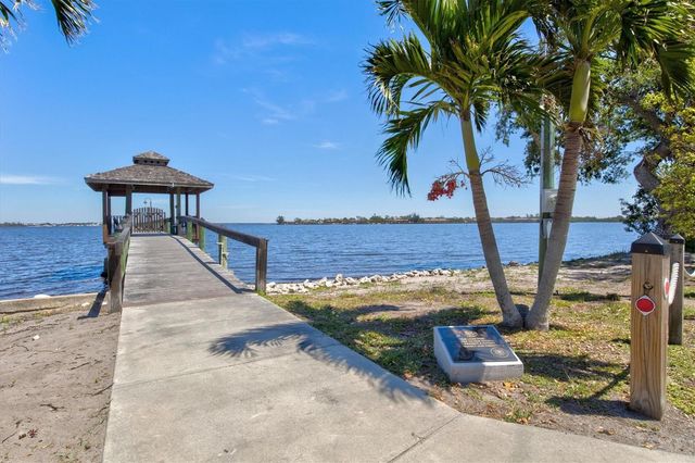 12 LAFAYETTE STREET, Bradenton, FL 34208