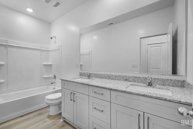 503 Elderberry Place, Shafter, CA 93263