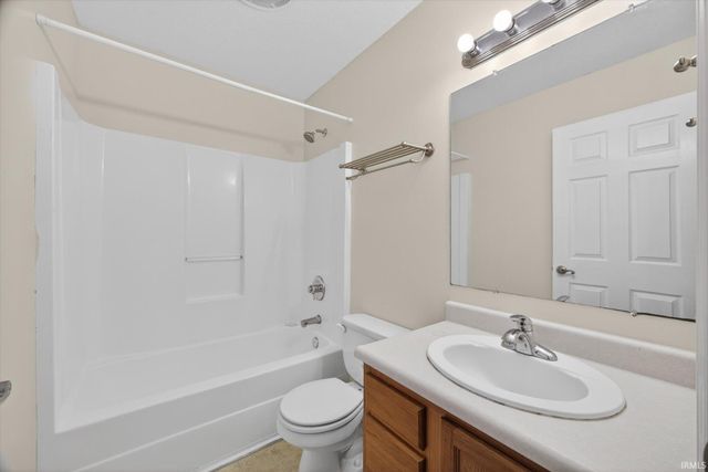 2683 S Isabel Court, Bloomington, IN 47403
