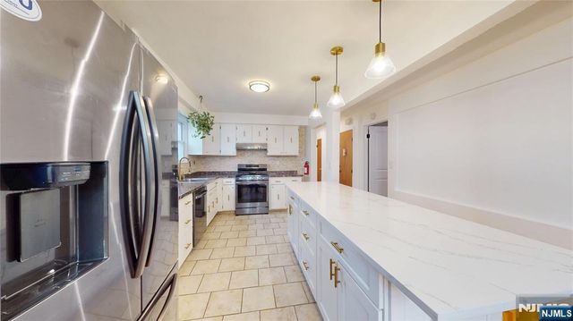 40 Howard Street, Bloomfield, NJ 07003