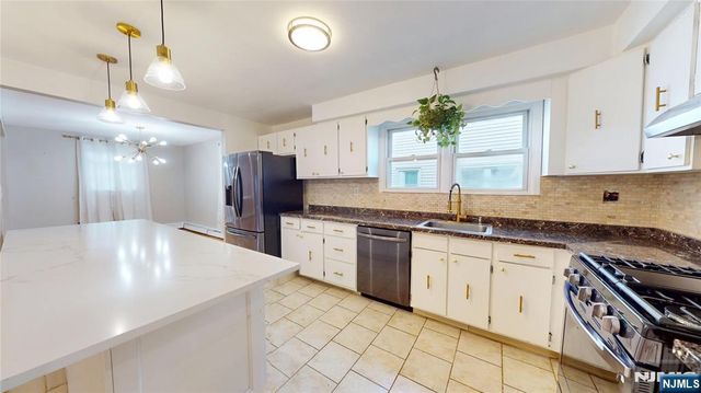 40 Howard Street, Bloomfield, NJ 07003