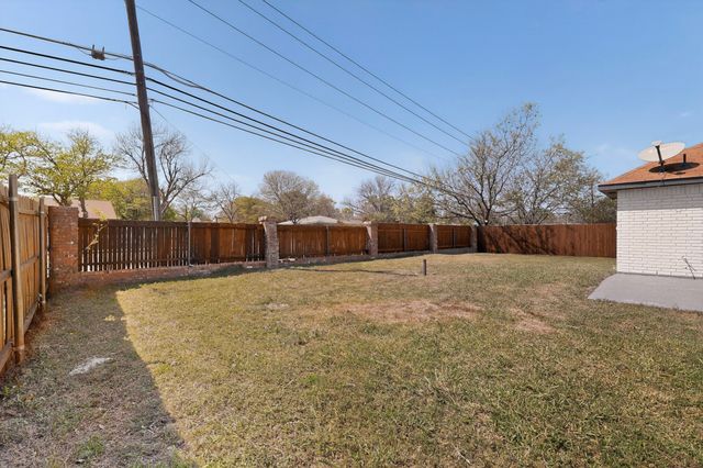 1659 Riverway Bend Circle, Dallas, TX 75217