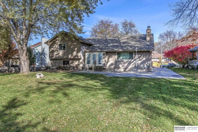 15041 Patterson Circle, Omaha, NE 68137