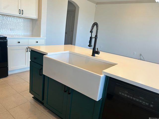 17604 Hoods Ridge Dr, Prairieville, LA 70769