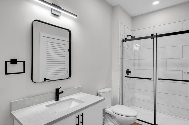 63 Belgrade Ave 107, Boston, MA 02131