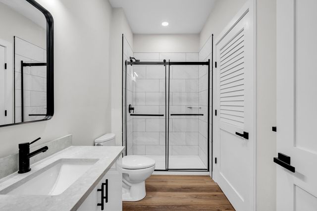 63 Belgrade Ave 107, Boston, MA 02131