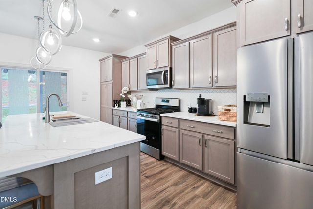 396 Bent Willow Drive, Clayton, NC 27527