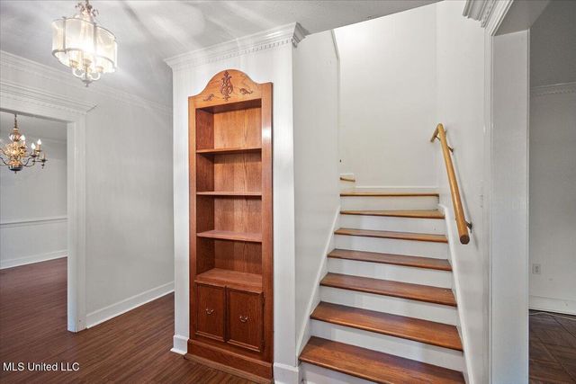 5123 Forest Hill Road, Byram, MS 39272