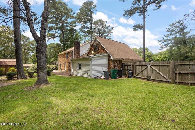 5123 Forest Hill Road, Byram, MS 39272