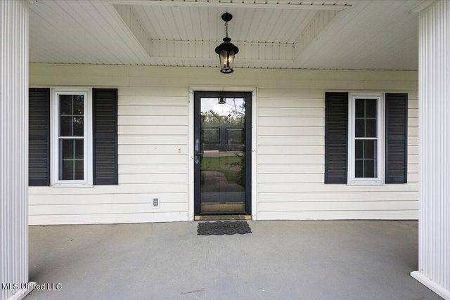5123 Forest Hill Road, Byram, MS 39272