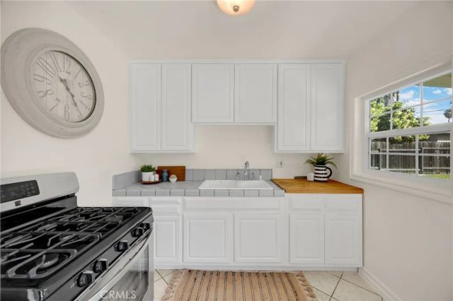 10542 Rose Street, Stanton, CA 90680