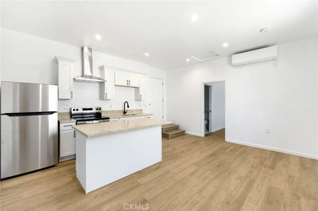 1375 N Mentor Avenue A, Pasadena, CA 91104