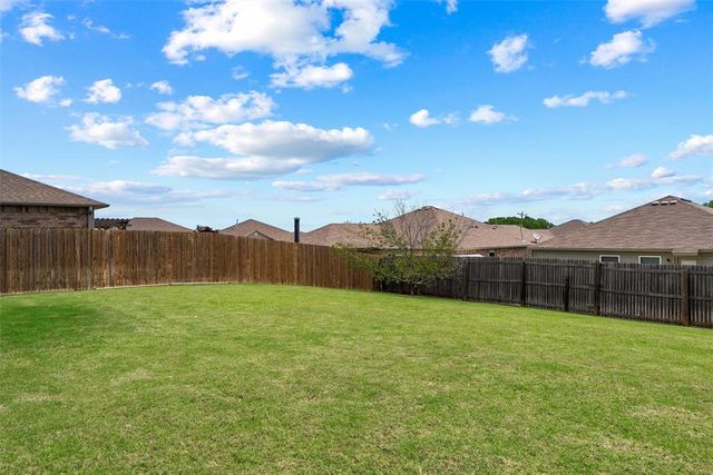 13236 Bridgewater Drive, Piedmont, OK 73078