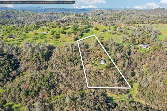 5961 Chrysler Cir, Garden Valley, CA 95633