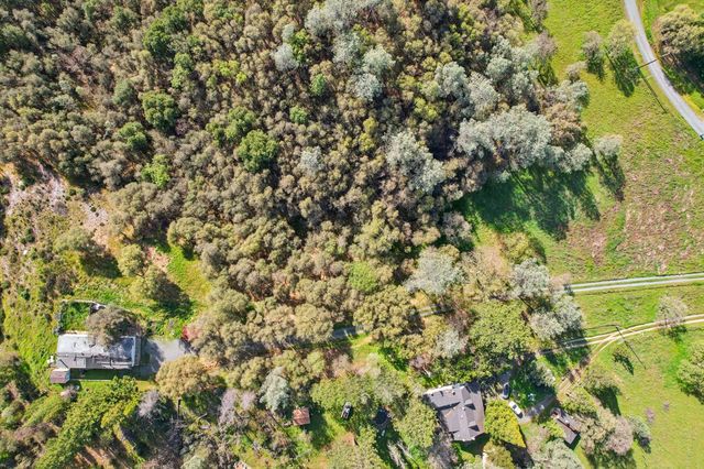 5961 Chrysler Cir, Garden Valley, CA 95633