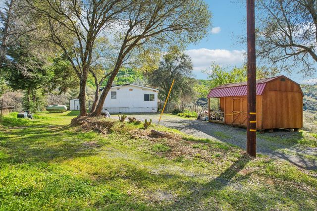 5961 Chrysler Cir, Garden Valley, CA 95633