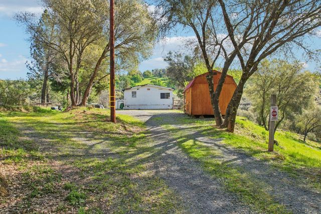 5961 Chrysler Cir, Garden Valley, CA 95633