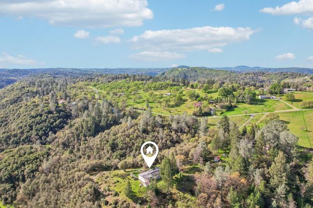 5961 Chrysler Cir, Garden Valley, CA 95633